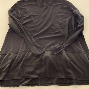Lululemon flowing top